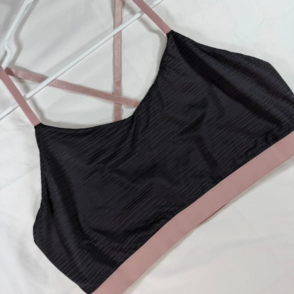 Fabletics Womens 3X Strappy Back‎ Sports Bra Black Mauve Textured